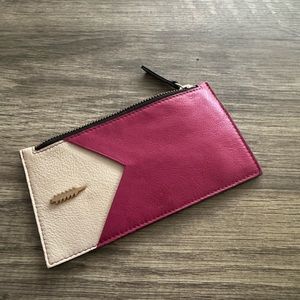 Thacker zippy wallet